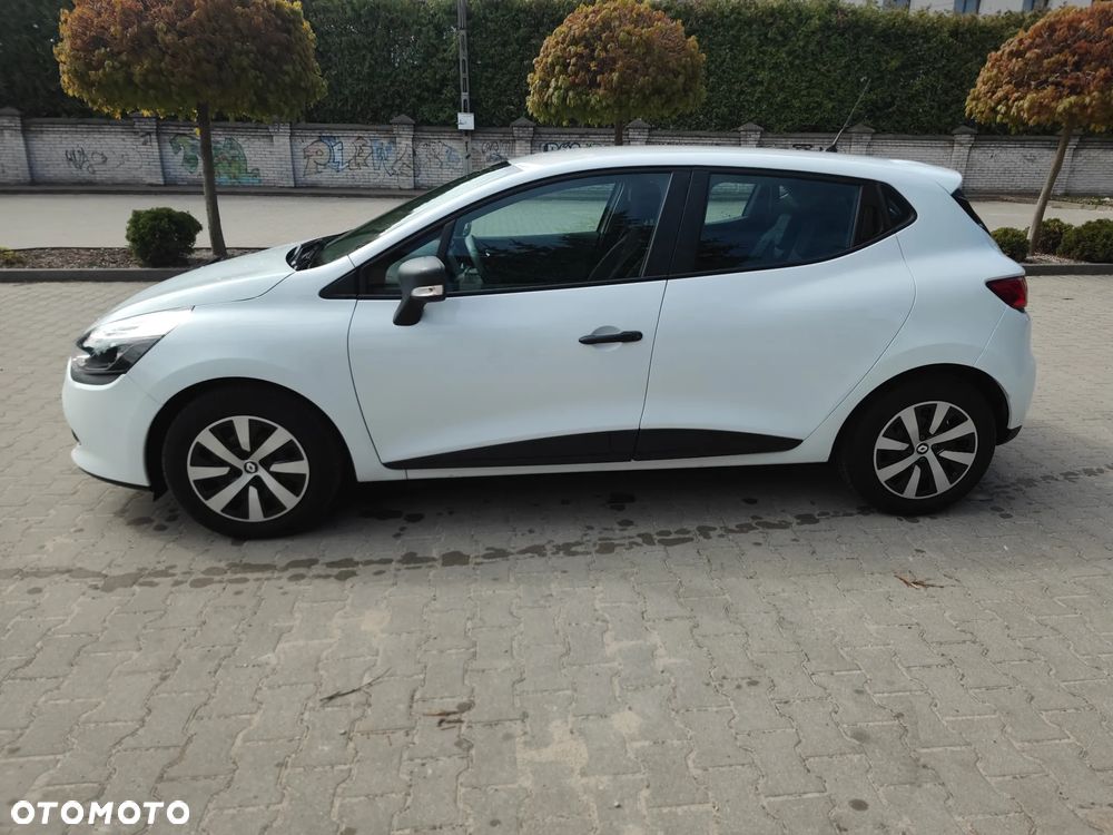 Renault Clio - 6