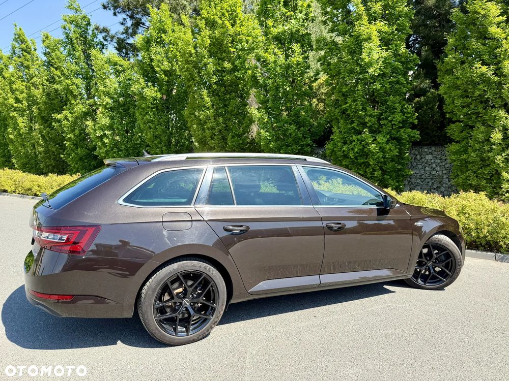 Skoda Superb 2.0 TDI SCR 4x4 L&K DSG - 12