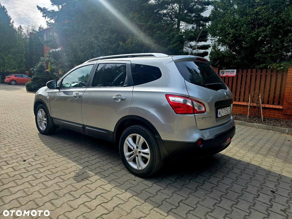 Nissan Qashqai+2 2.0 4x4 Tekna CVT - 5
