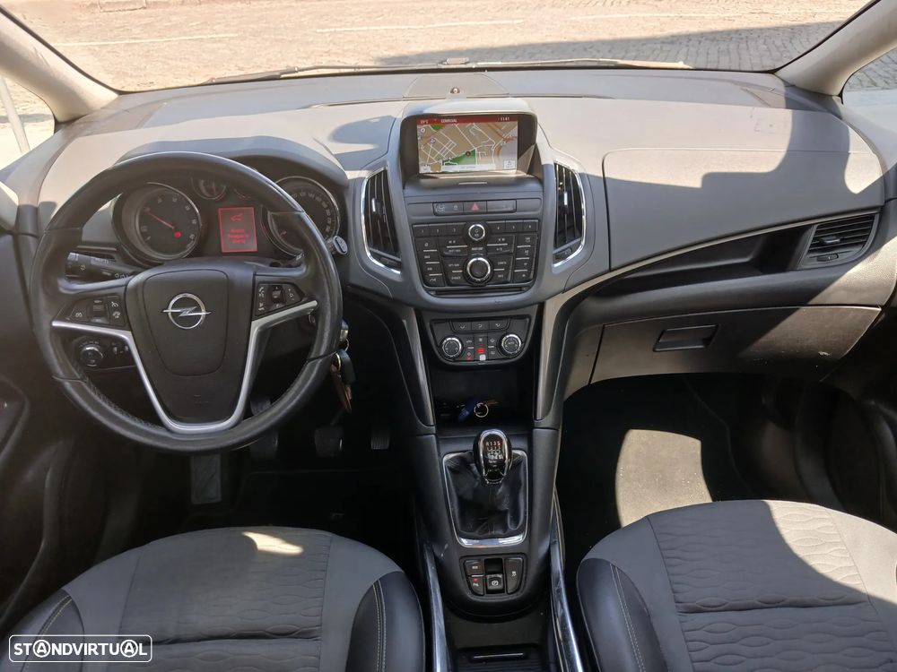 Opel Zafira 1.6 CDTi Executive - 9