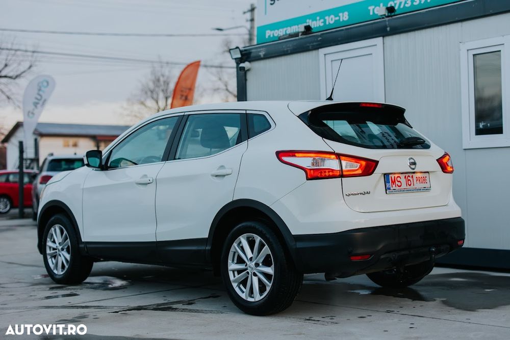 Nissan Qashqai 1.2 DIG-T Xtronic N-Vision - 8