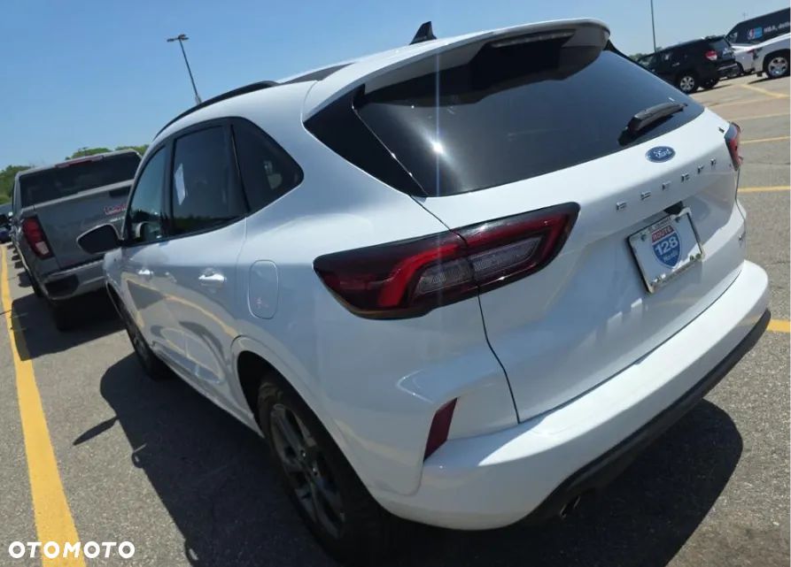 Ford Kuga 2.5 Duratec FHEV 4x4 ST-LINE - 5