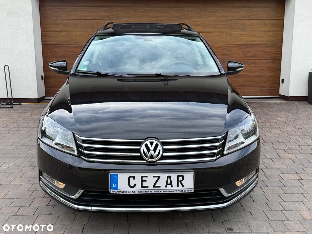 Volkswagen Passat - 12