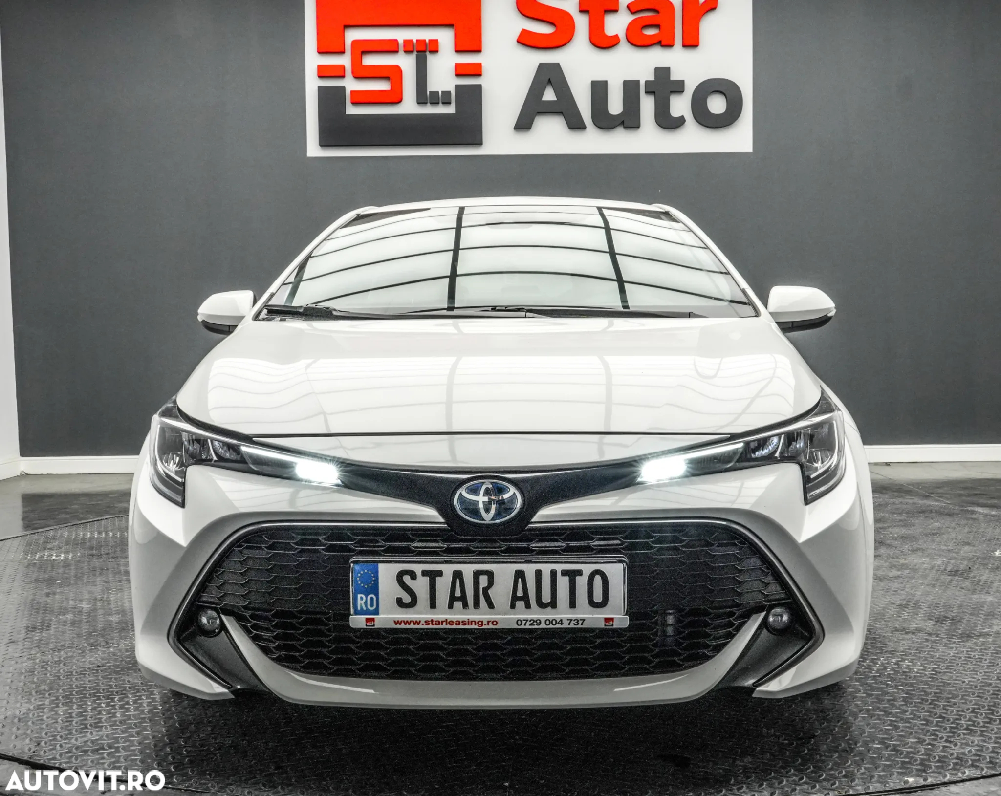 Toyota Corolla 1.8 HSD Dynamic - 2