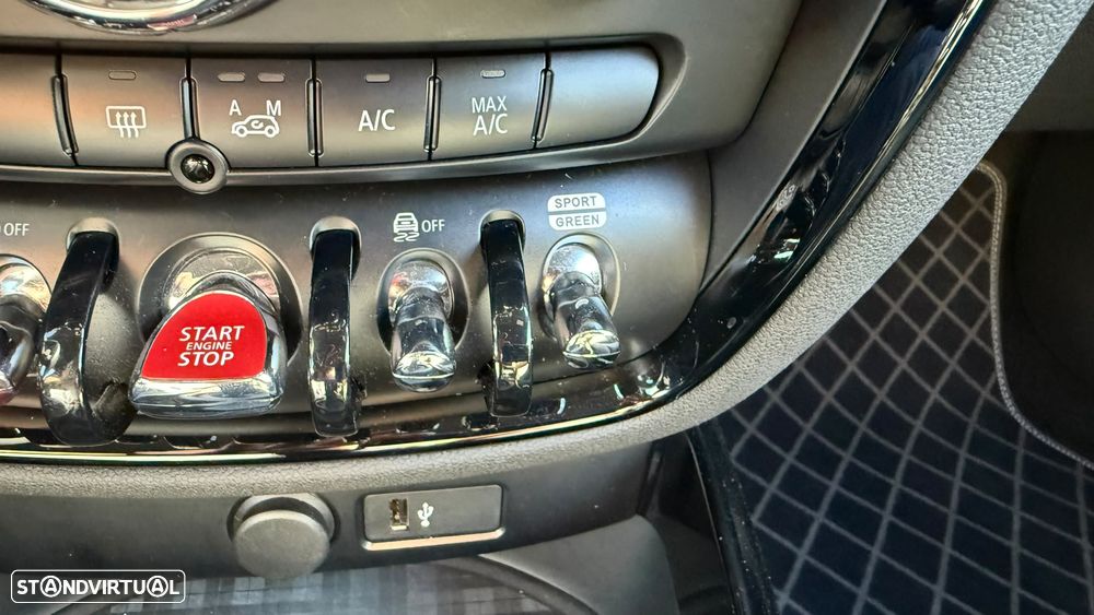 MINI Clubman Cooper D Auto - 16
