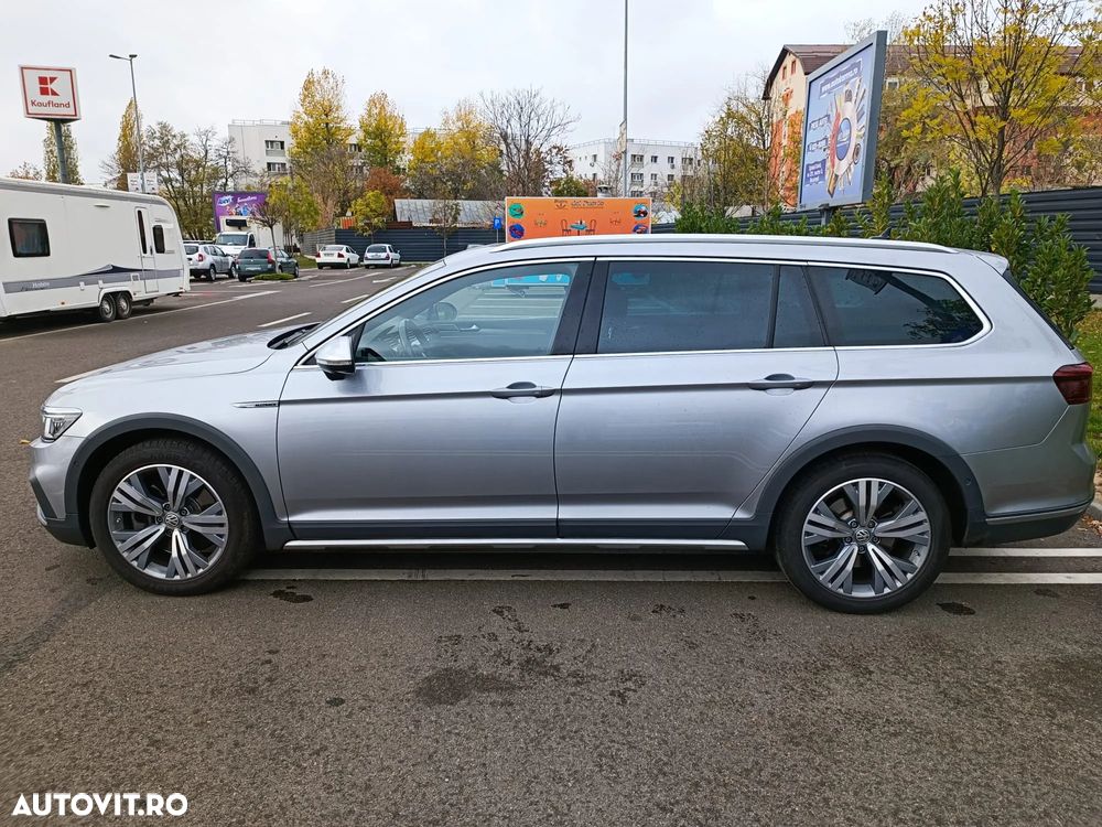 Volkswagen Passat 2.0 TDI SCR 4Motion DSG BlueM Tech Comfortline - 3