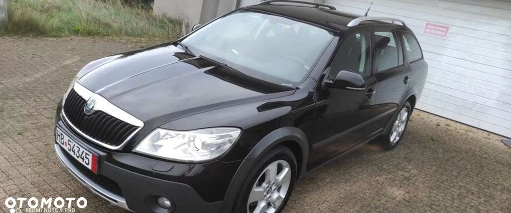 Skoda Octavia Combi 2.0 TDI DPF Scout 4x4 - 3
