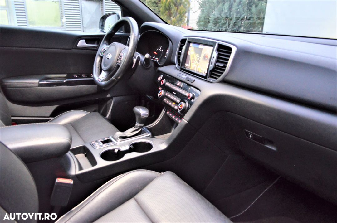 Kia Sportage - 10