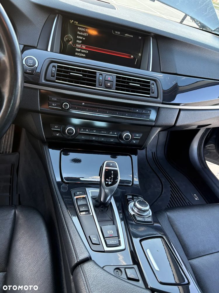 BMW Seria 5 520d - 13