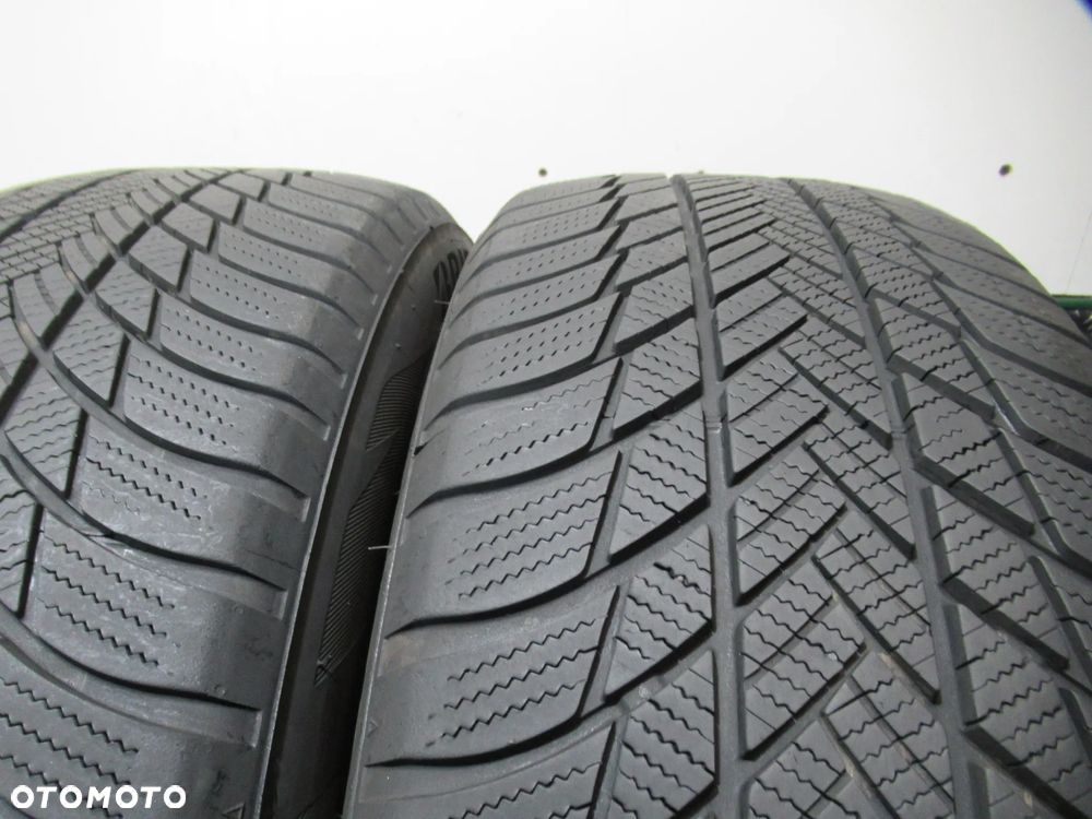 2x Bridgestone Blizzak LM 001 225/60/17 99H nr.1749 - 2