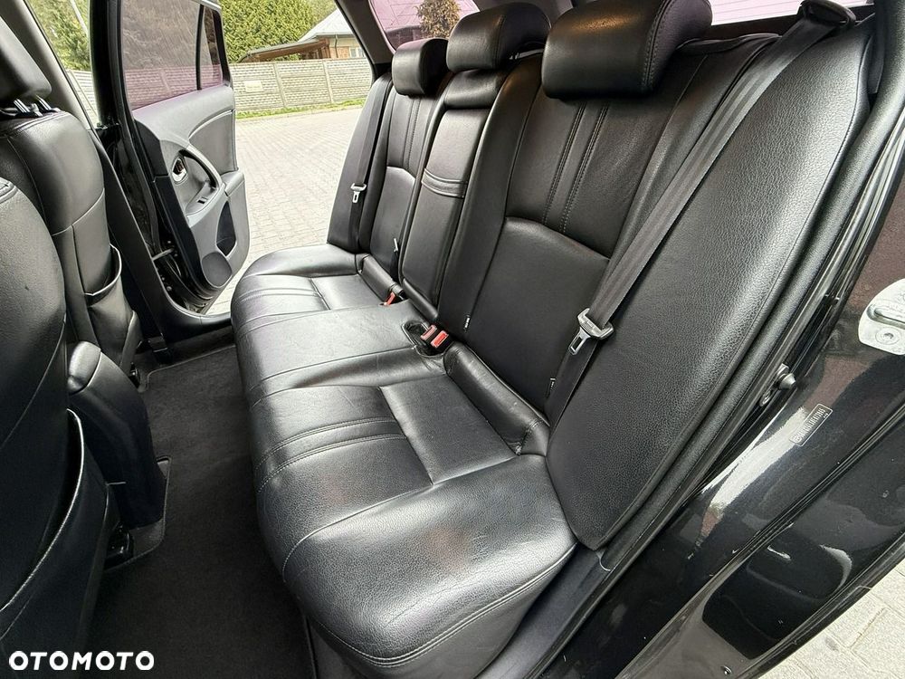 Toyota Avensis 1.8 Executive - 13