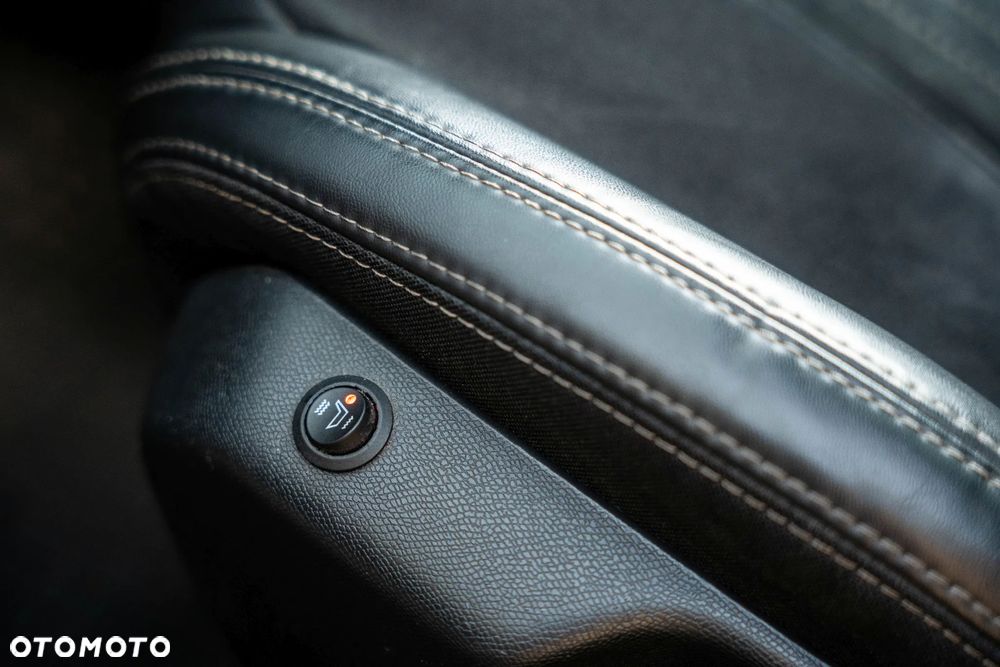 Peugeot 308 BlueHDi 150 Automatik Stop & Start Allure - 11