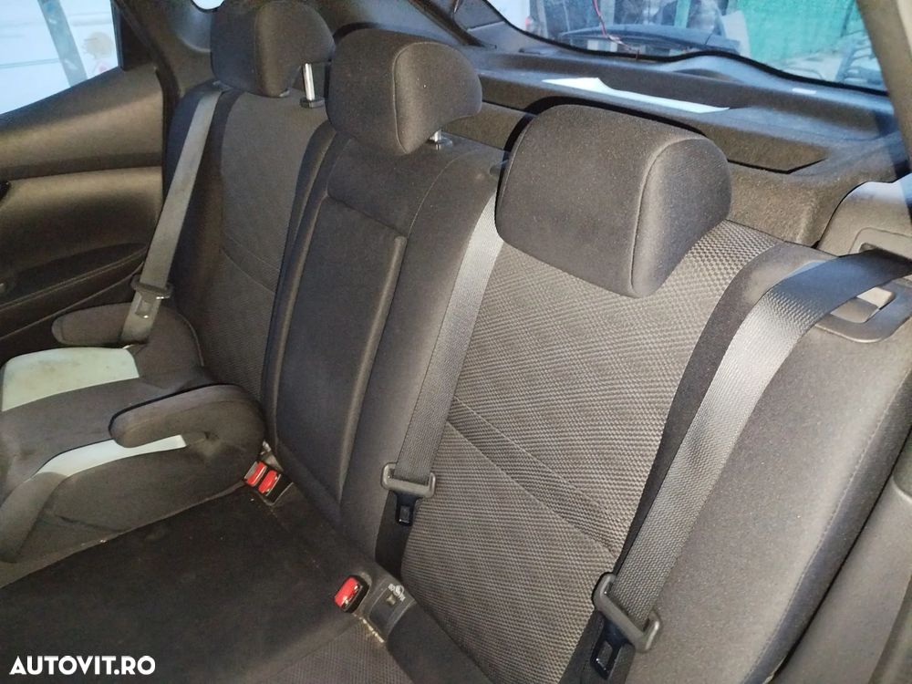 Nissan Qashqai 1.6 DCI Start/Stop X-TRONIC Acenta - 6