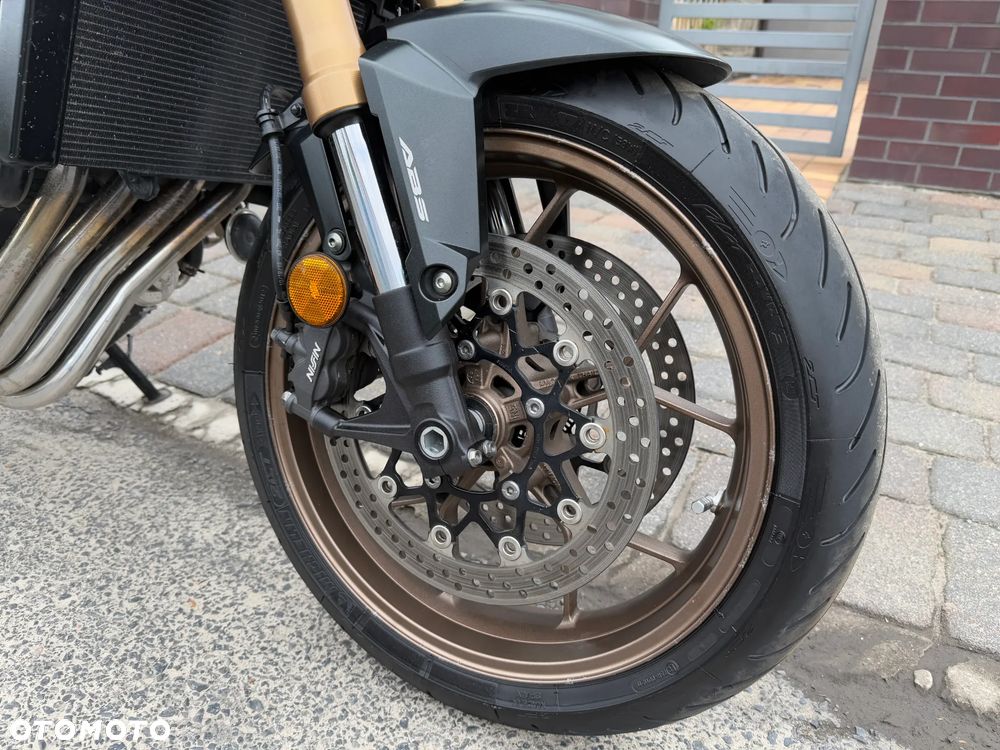 Honda CB - 20