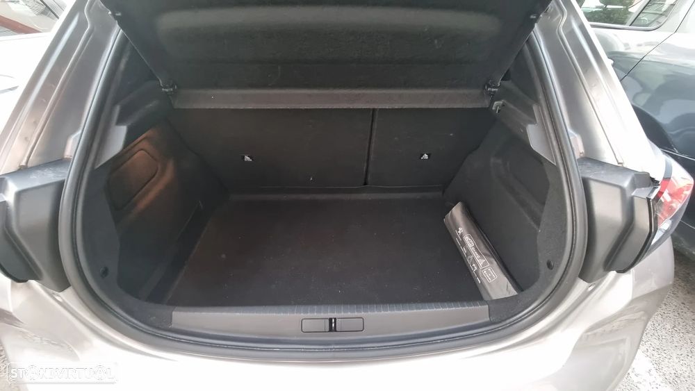 Peugeot e-208 50 kWh Allure Pack - 16