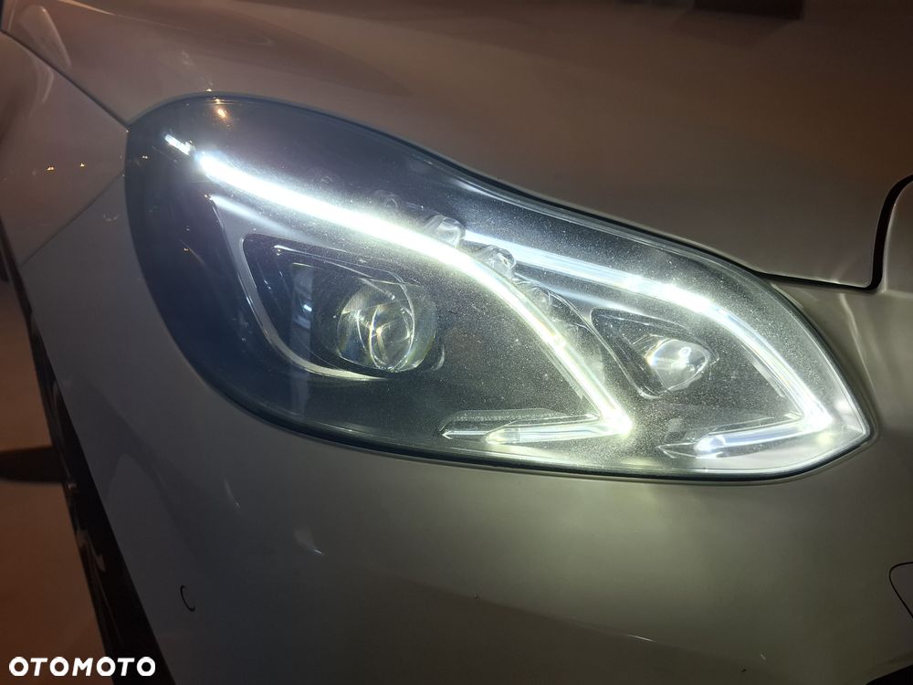 Mercedes-Benz Klasa E 220 BlueTEC 9G-TRONIC Elegance - 19