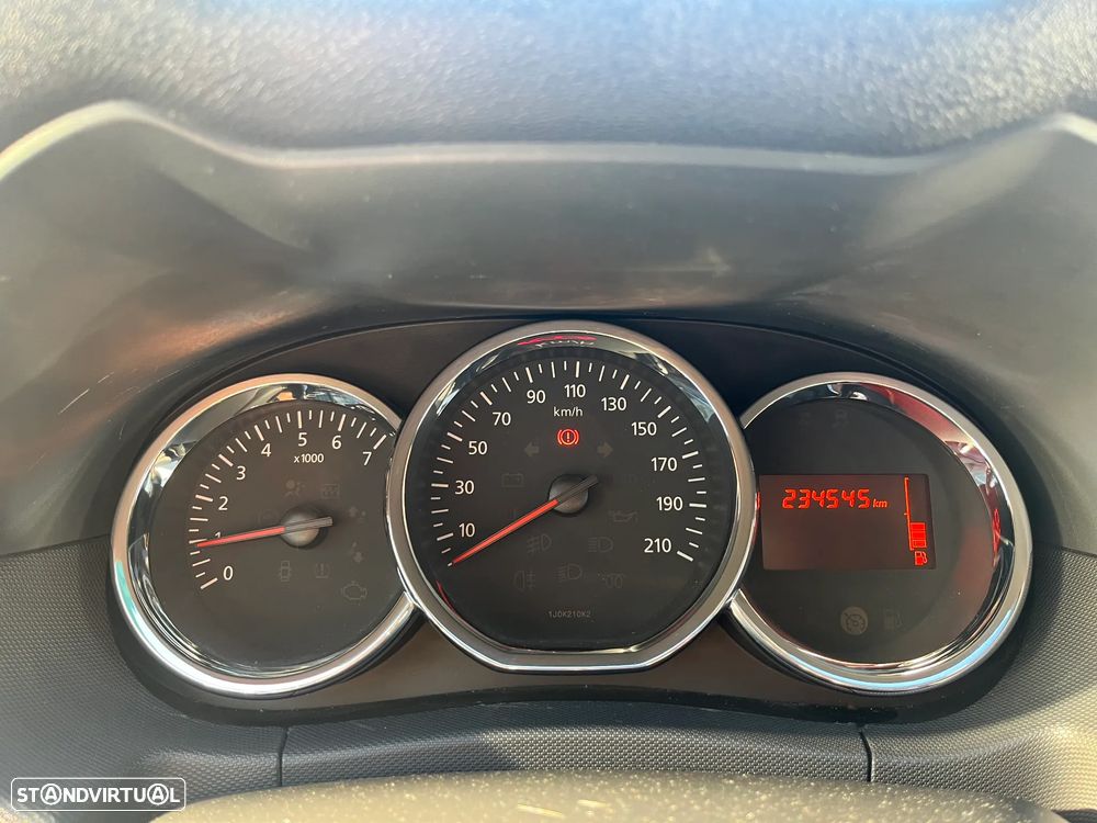 Dacia Duster 1.5 dCi Prestige - 20