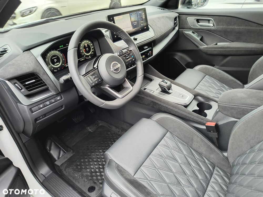 Nissan Qashqai 1.3 DIG-T MHEV Tekna+ Xtronic - 8