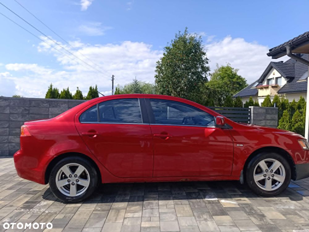 Mitsubishi Lancer 1.5 Invite - 7