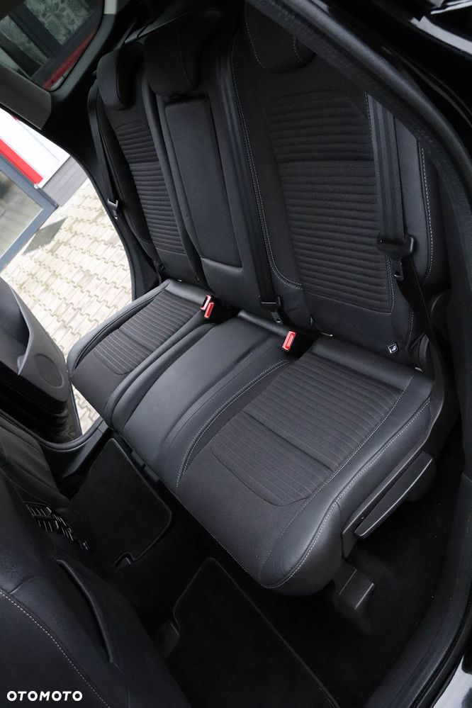 Ford Kuga 2.0 TDCi 4x4 Titanium - 29