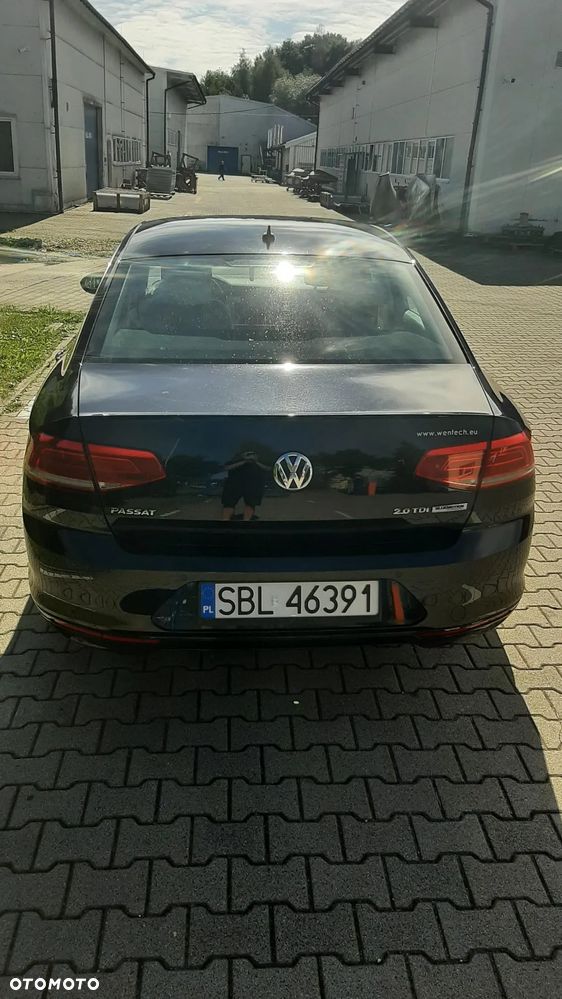 Volkswagen Passat 2.0 TDI BMT Comfortline DSG - 3
