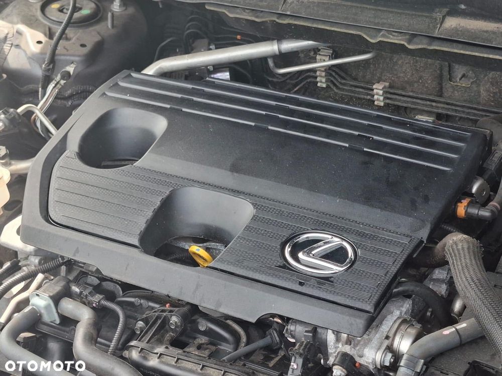 Lexus NX - 7