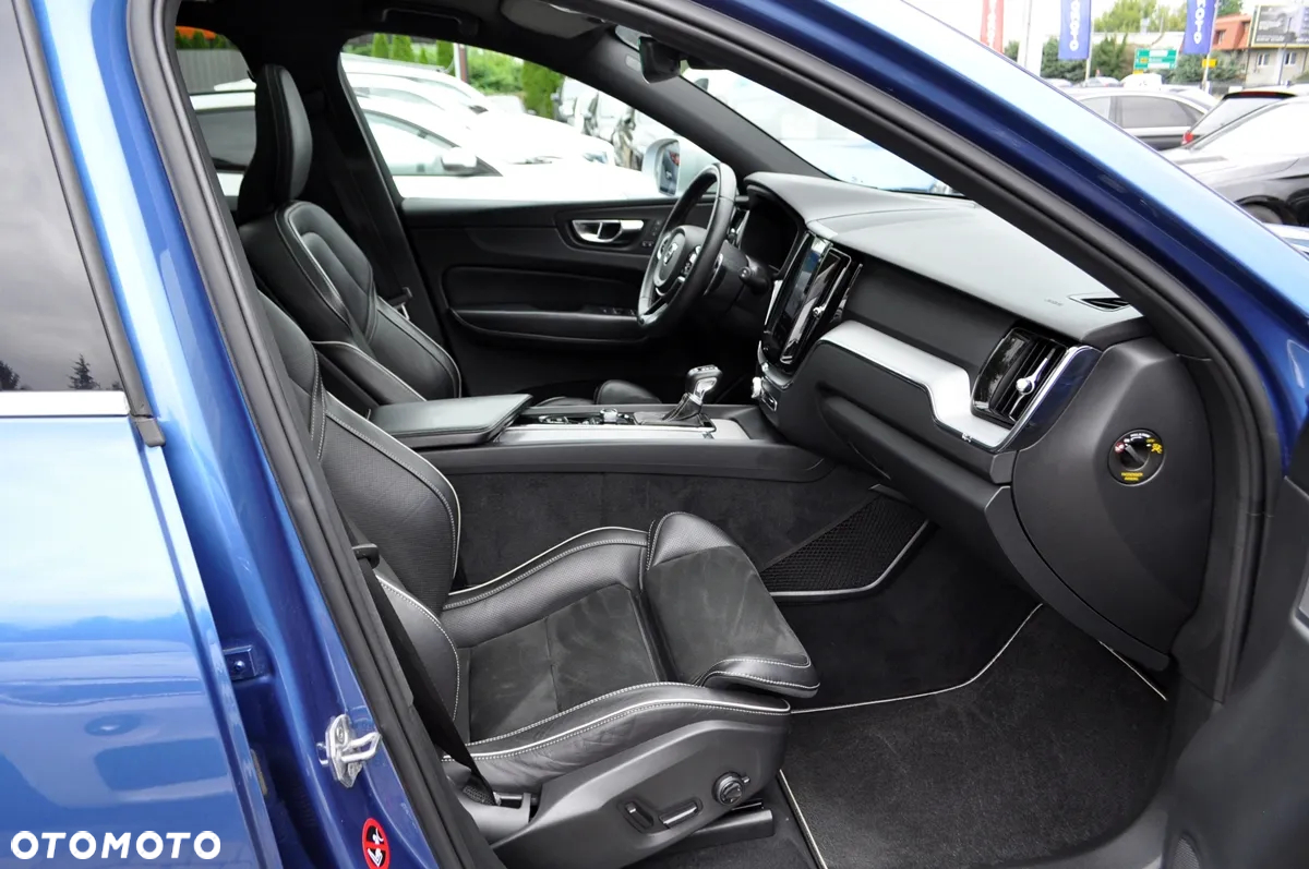Volvo XC 60 D4 SCR AWD R-Design - 21