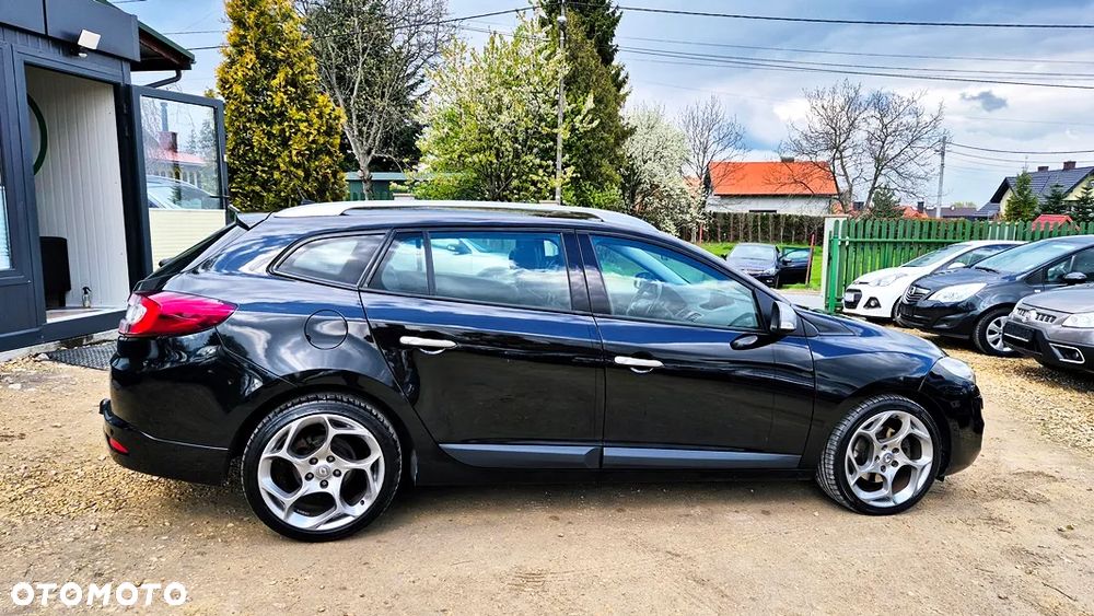 Renault Megane TCe 180 GT - 10