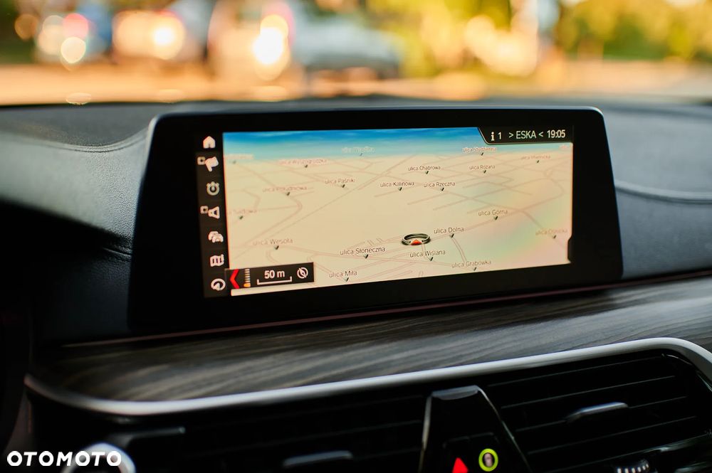 BMW Seria 5 525d Luxury Line - 27