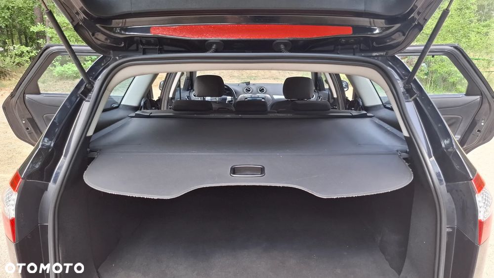 Ford Mondeo 2.0 TDCi Titanium - 14