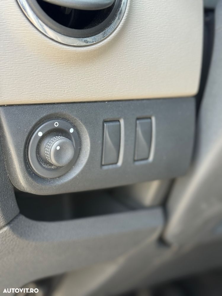 DACIA Lodgy 2012 — imagine 12