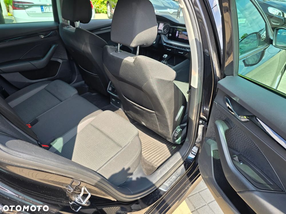 Skoda Octavia - 10
