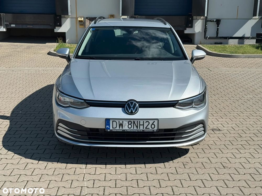 Volkswagen Golf - 1