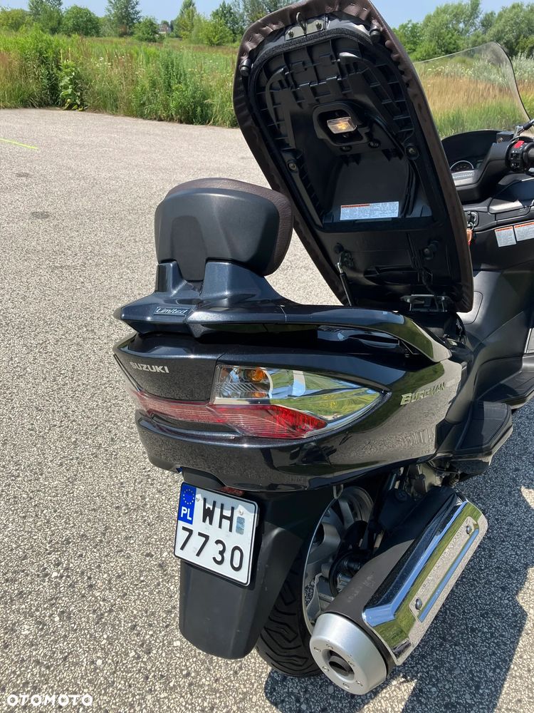 Suzuki Burgman - 14