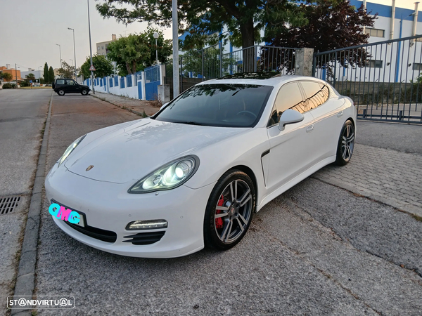 Porsche Panamera Platinum Edition
