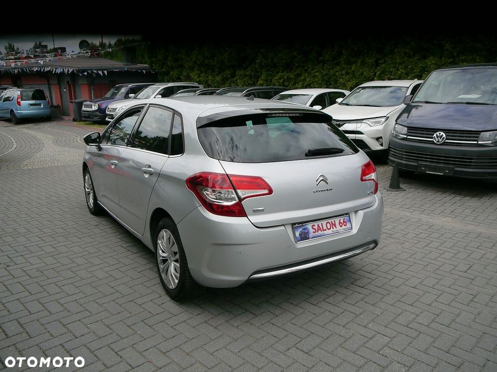Citroën C4 e-HDi 110 Selection - 6