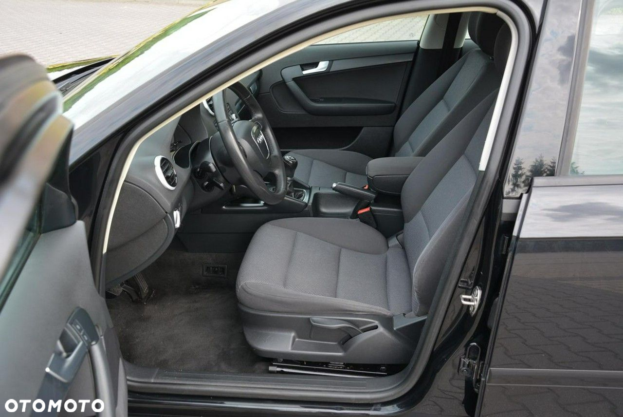 Audi A3 1.2 TFSI Sportback Attraction - 21