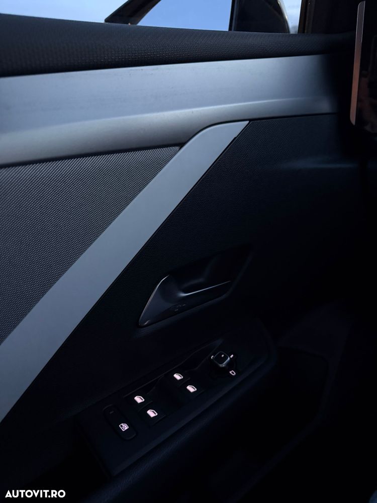 Opel Astra Sports Tourer 1.2 Turbo Enjoy - 21