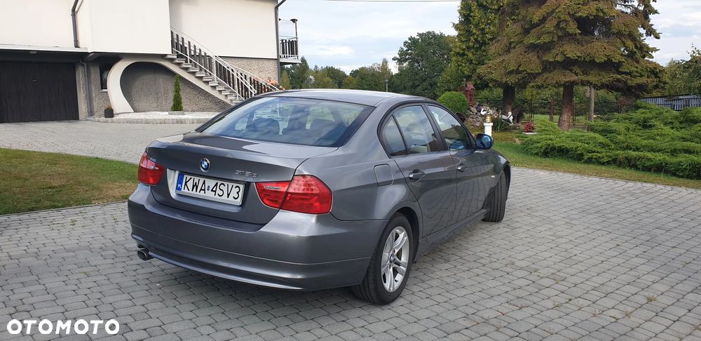 BMW Seria 3 318d - 5
