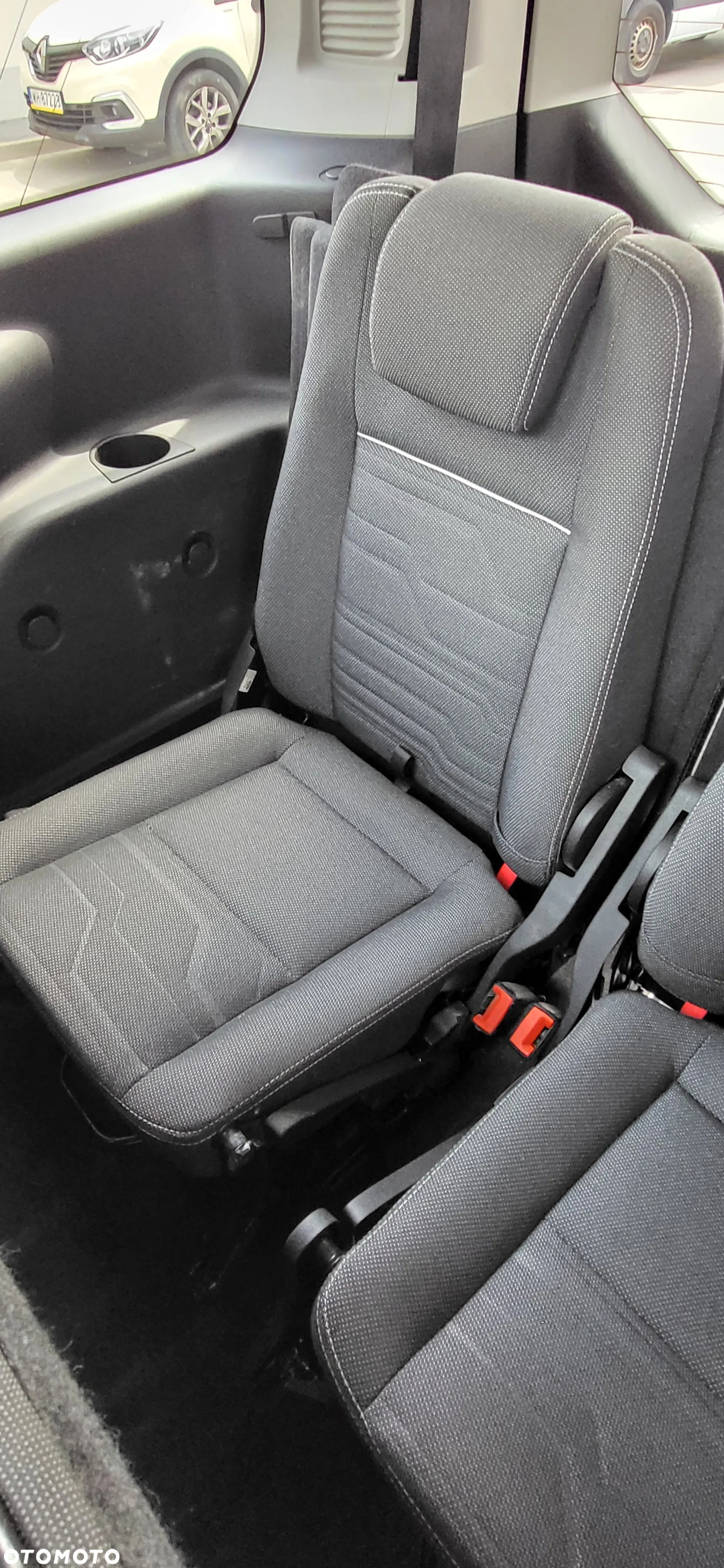 Ford Tourneo Connect 1.5 TDCi Trend - 13