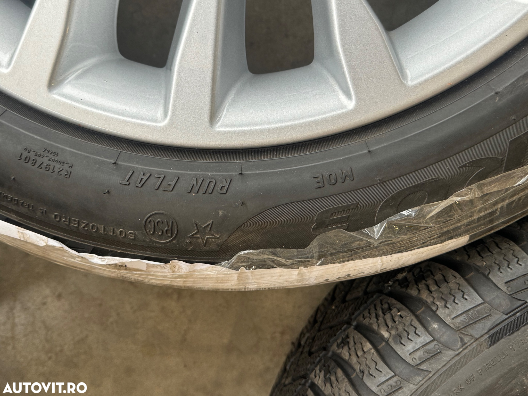 Vând jante originale BMW G30 seria 5 pe 18” cu anvelope de iarnă - 11