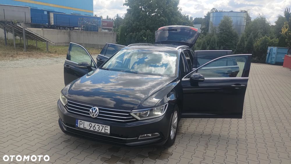 Volkswagen Passat 2.0 TDI (BlueMotion Technology) DSG Highline - 9