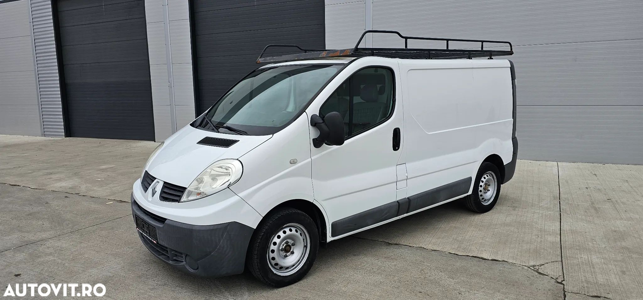 Renault Trafic 2.0 dCi 115 Combi L1H1 - 1