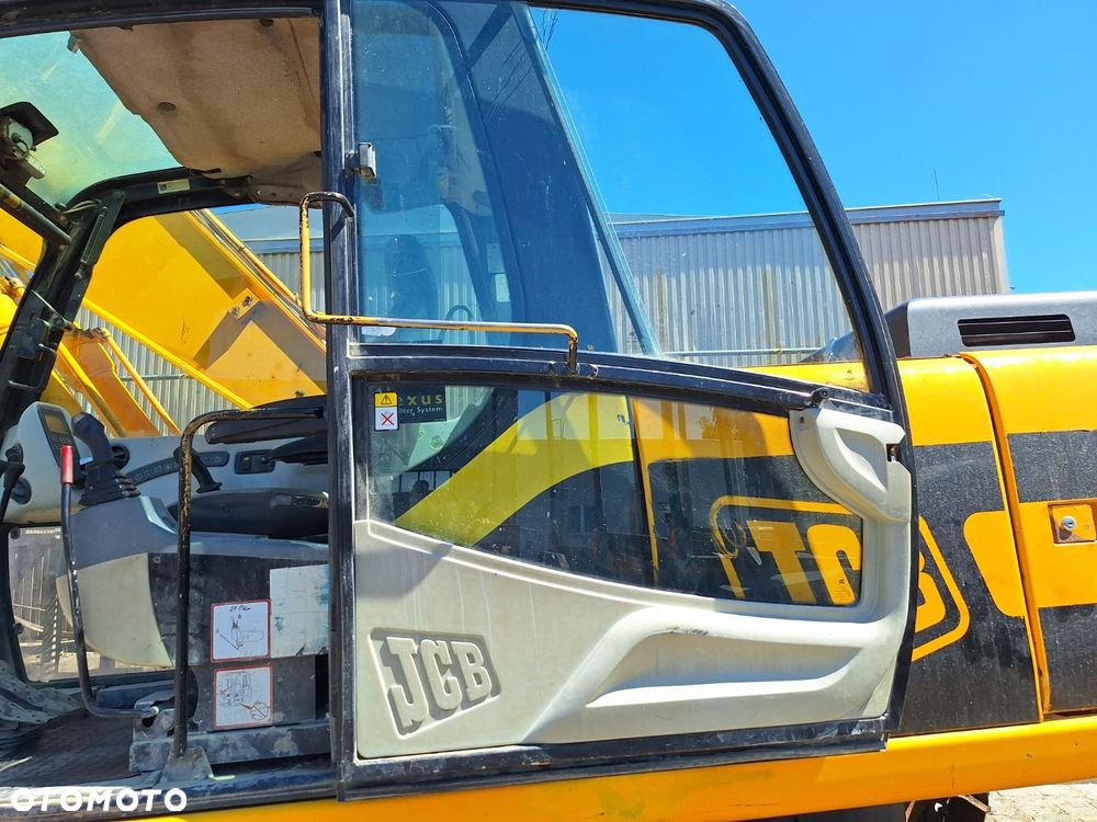 JCB Js 210L - 9