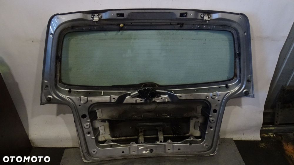 KLAPA TYŁ BAGAŻNIKA VOLKSWAGEN TOURAN 1.9TDI - 18