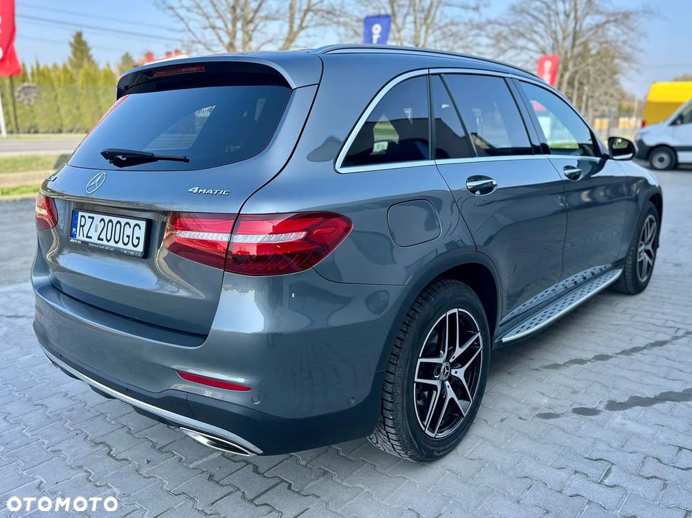 Mercedes-Benz GLC - 8
