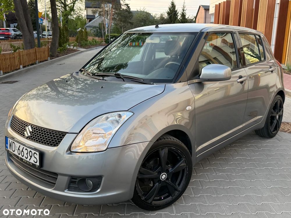 Suzuki Swift 1.3 GLX / Comfort - 2