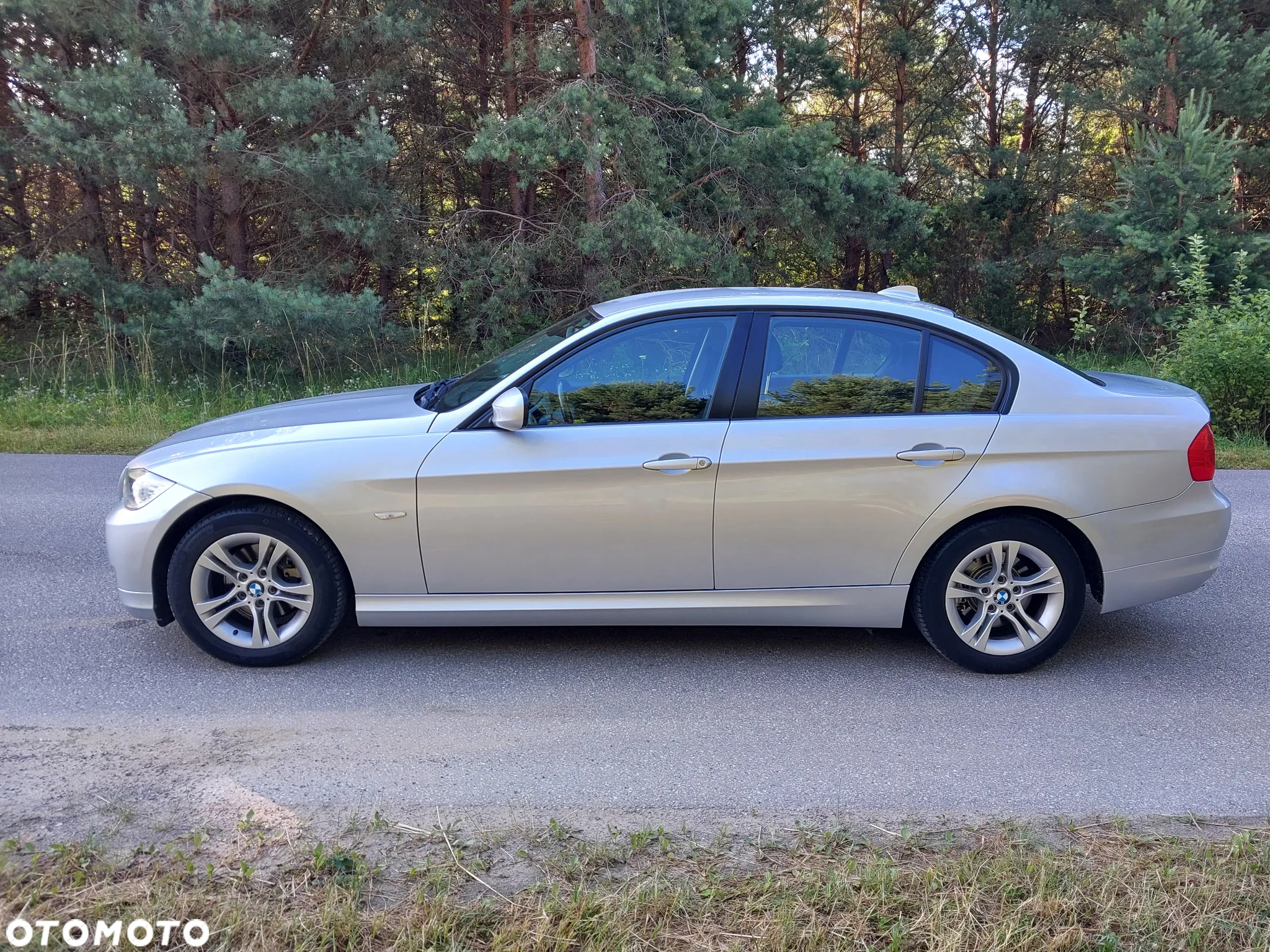 BMW Seria 3 318d - 5