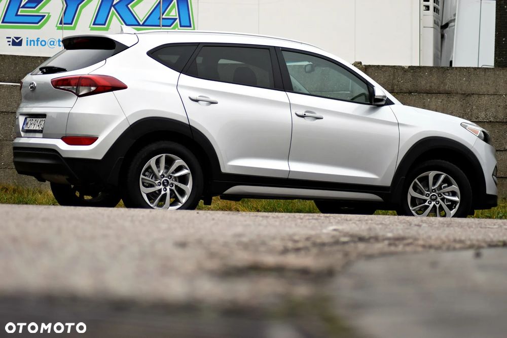 Hyundai Tucson - 2