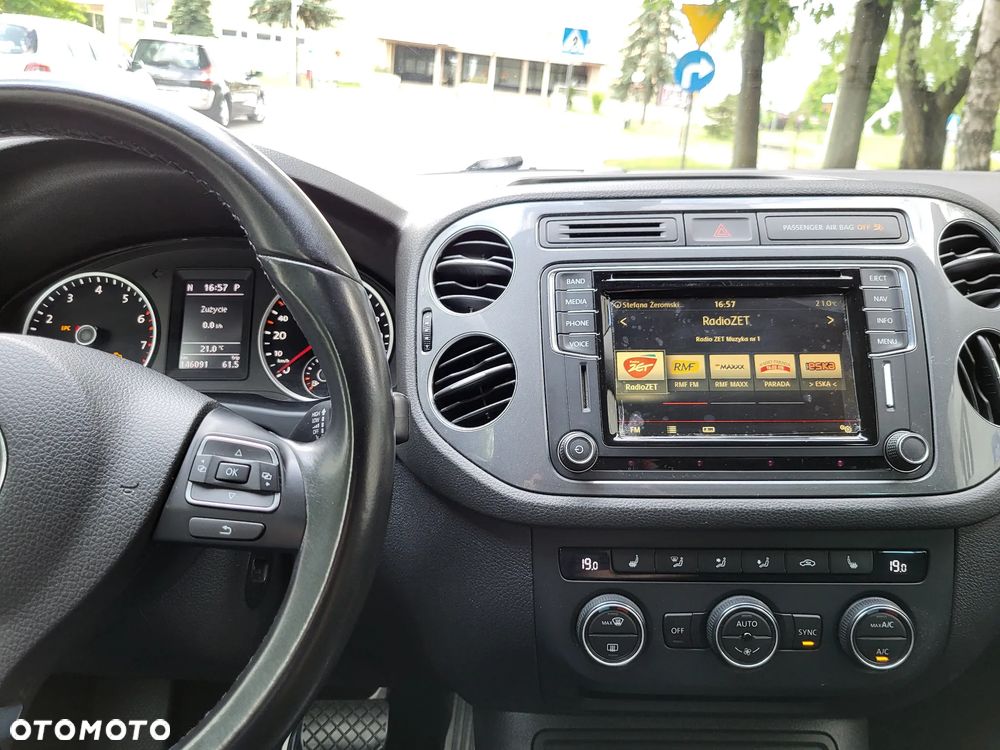 Volkswagen Tiguan - 19